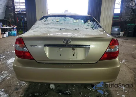 2002 Toyota Camry Le from USA, damaged, VIN 4T1BE32K22U005704